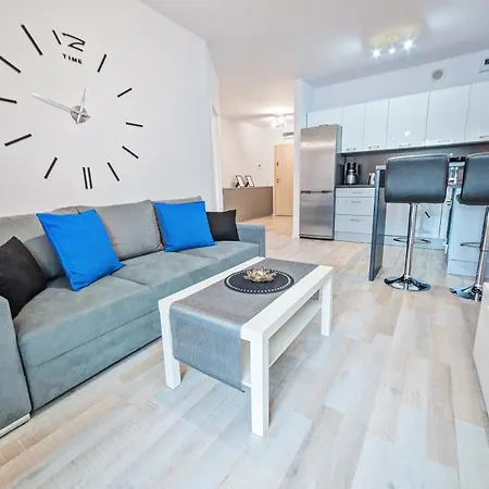 Apartamenty Homely Place Centrum - Stary Rynek - Parking Poznaň Exteriér fotografie